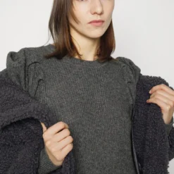 Ugg Gertrude Long Coat - Manteau D'Hiver - Ink Black -Pas Cher Vero Moda Magasin 0e4d8085b1c3405c8e2a7e85a00b6f72 scaled