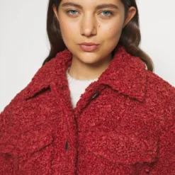 Vero Moda Manteau D'Hiver - Chili Oil 13 Vero Moda Manteau D'Hiver - Chili Oil -Pas Cher Vero Moda Magasin 0f4a45d4de7643ae9cc2a7e7d4dd2e7e scaled