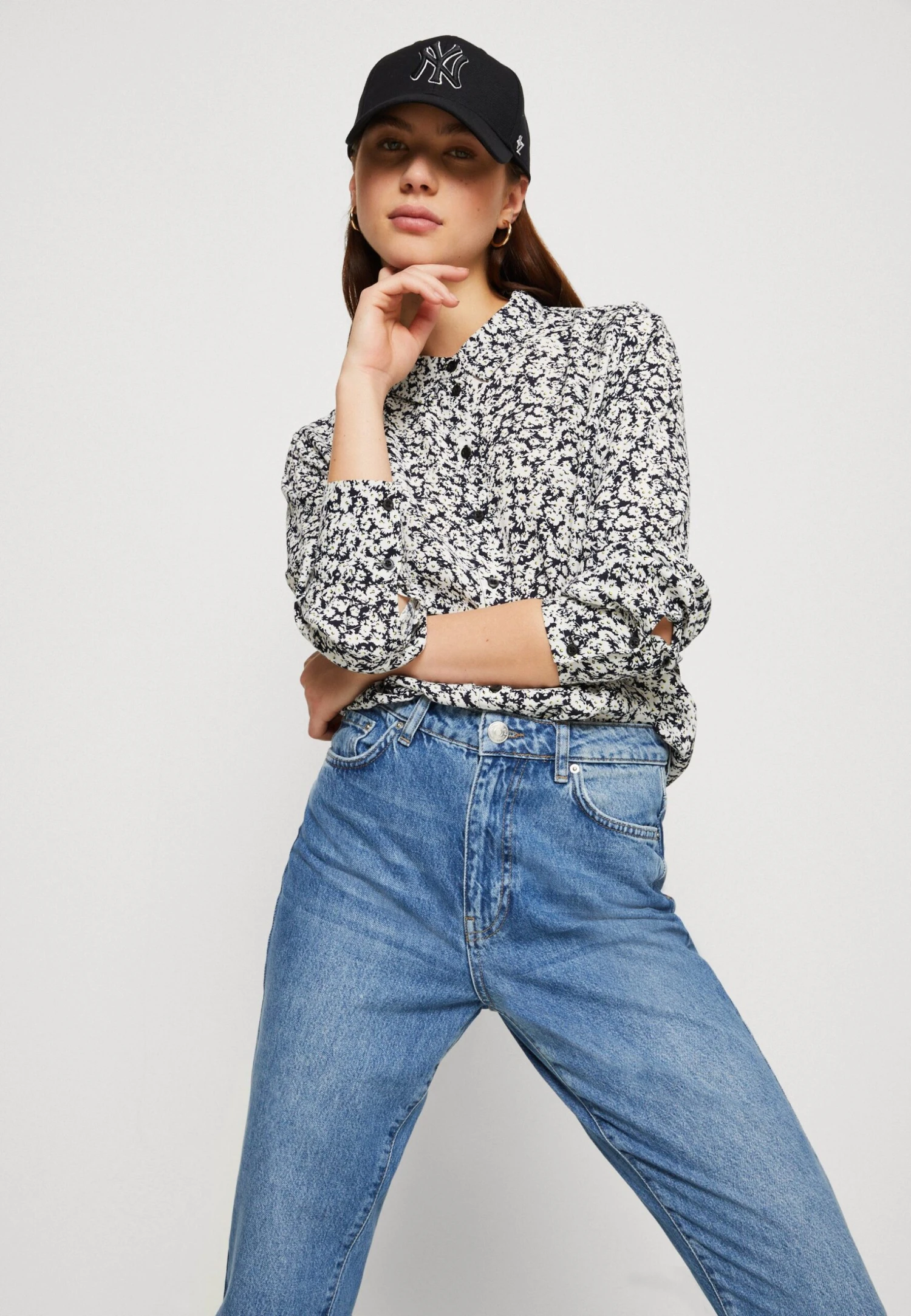 Gina Tricot Dagny Mom - Jean Boyfriend - Midblue 6 Gina Tricot Dagny Mom - Jean Boyfriend - Midblue – Image 4