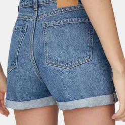 Stradivarius Mom-Fit - Short En Jean - Blue Denim 11 Stradivarius Mom-Fit - Short En Jean - Blue Denim -Pas Cher Vero Moda Magasin 229c4b7ba9b74f01b0566e98ae6c5267