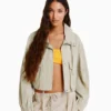 BERSHKA Effect Short - Veste Légère - Sand 1 BERSHKA Effect Short - Veste Légère - Sand -Pas Cher Vero Moda Magasin 2b02b43132614a1da402bf6f85d34c60 scaled