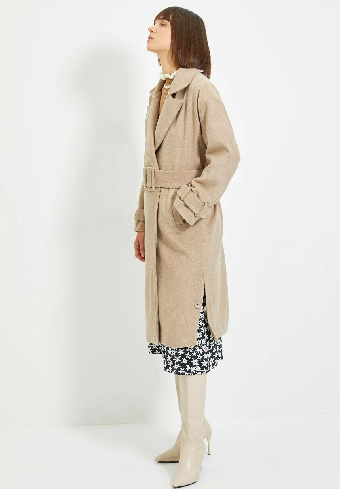 Trendyol Manteau Classique - Beige 7 Trendyol Manteau Classique - Beige – Image 5
