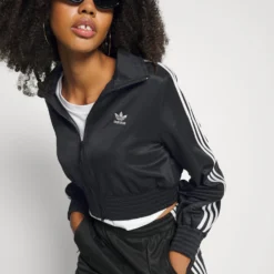 Adidas Originals Track - Veste Légère - Black -Pas Cher Vero Moda Magasin 45b15d8d03b94697be3849d58114173e scaled