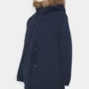Mamalicious Mljessa Short - Parka - Navy Blazer 1 Mamalicious Mljessa Short - Parka - Navy Blazer -Pas Cher Vero Moda Magasin 45c70f4b9e7e4540aeb6380aa0ed5fb6 scaled