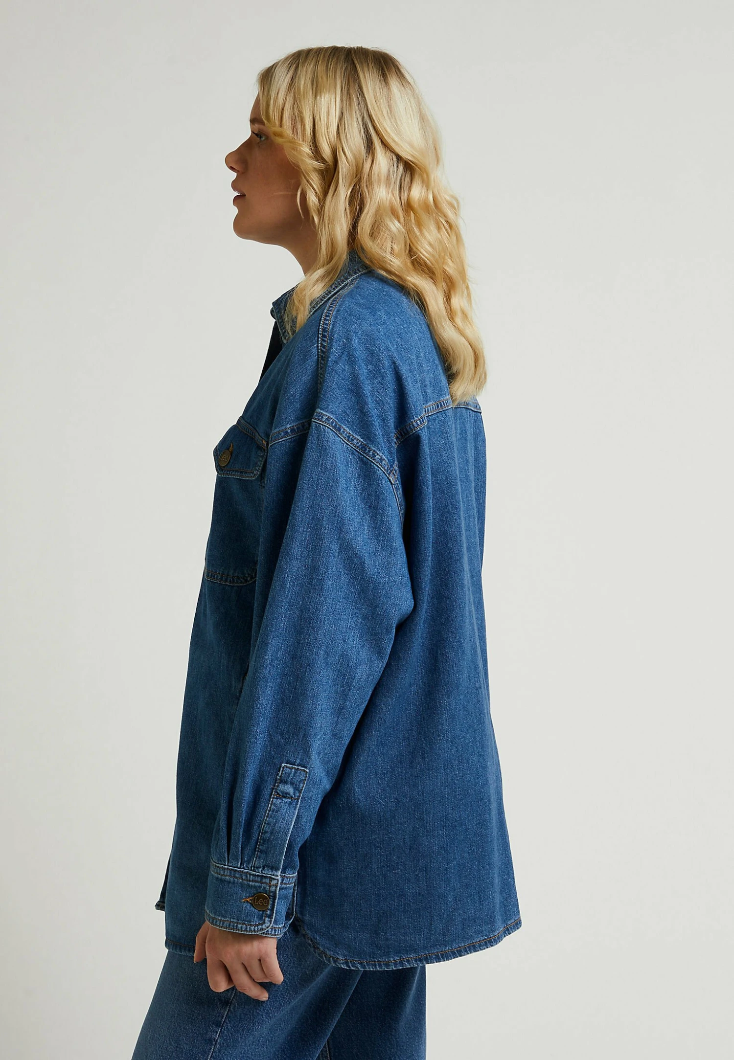 Lee Shacket - Manteau Court - Hazy Indigo 6 Lee Shacket - Manteau Court - Hazy Indigo – Image 4