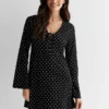New Look Spotty V Neck Flute Sleeve Mini - Robe De Jour - Black Pattern -Pas Cher Vero Moda Magasin 5d50889e1f7544359909b467731c6be5