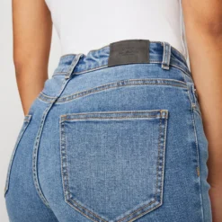 ONLY Onlkenya Mid - Jean Flare - Medium Blue Denim -Pas Cher Vero Moda Magasin 6c028a9f8abf4ee5961a15d3cb7147ba scaled