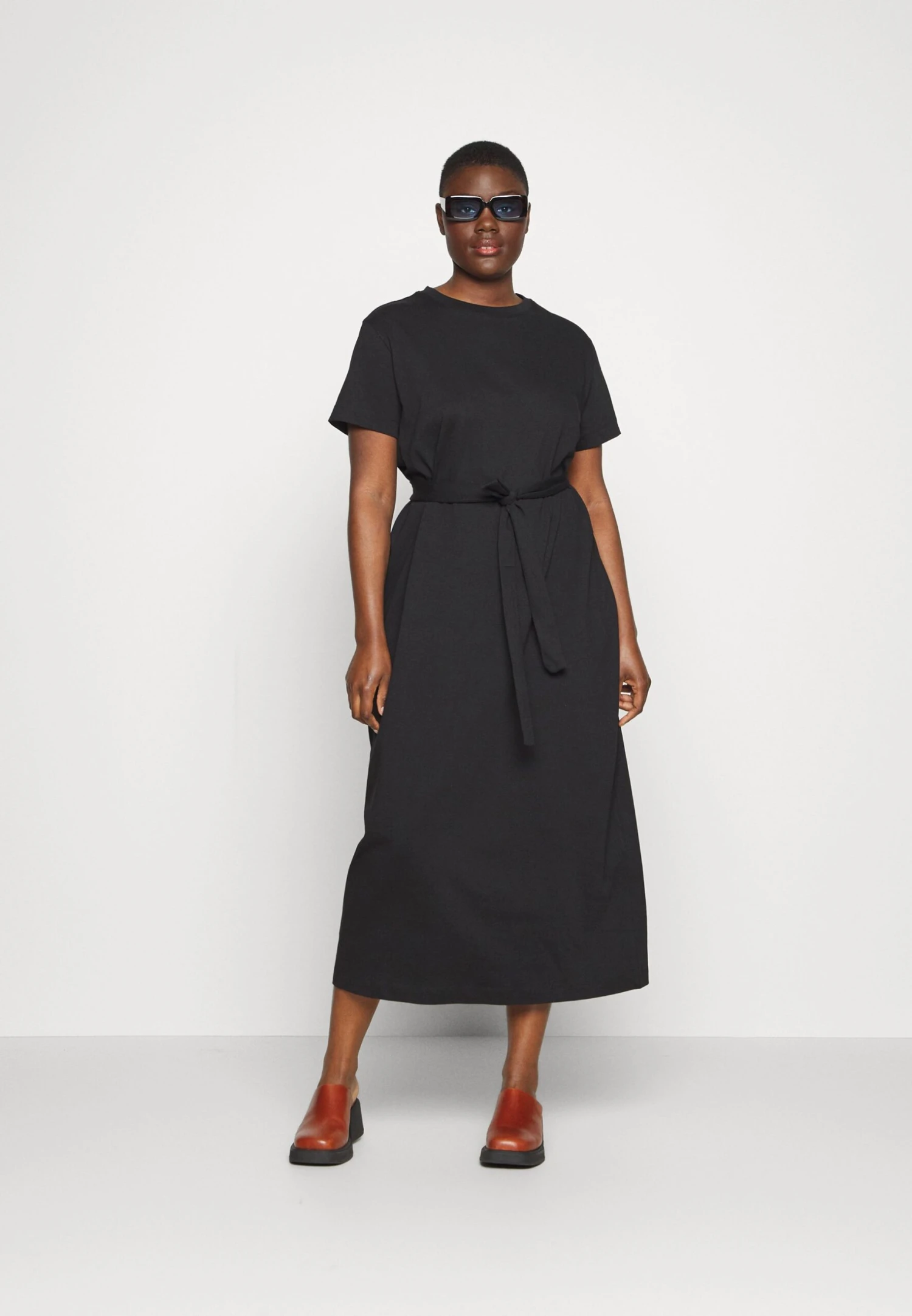 Slfessential Ankle Tee Dress - Robe De Jour - Black 4 Slfessential Ankle Tee Dress - Robe De Jour - Black – Image 2