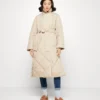 ARKET Manteau D'Hiver - Beige