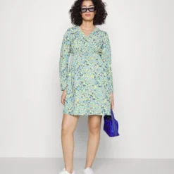 Mamalicious Mlrenee Tess Short Dress - Robe De Jour - Allure 10 Mamalicious Mlrenee Tess Short Dress - Robe De Jour - Allure -Pas Cher Vero Moda Magasin 9dba4a42c4cc4d35bef383a6af126dfc scaled