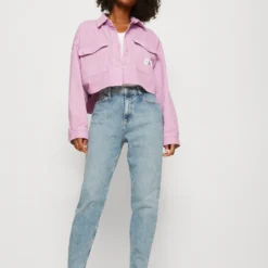 Calvin Klein Jeans Mom - Jean Boyfriend - Denim Light 11 Calvin Klein Jeans Mom - Jean Boyfriend - Denim Light -Pas Cher Vero Moda Magasin a6b82b42dc13463bb7158e05da5c1be0 scaled