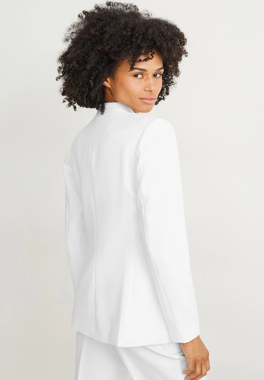 Blazer - White 5 Blazer - White – Image 3