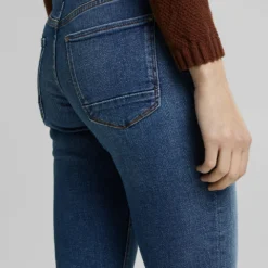 ESPRIT Jean Slim - Blue Medium Washed 19 ESPRIT Jean Slim - Blue Medium Washed -Pas Cher Vero Moda Magasin b09cb697ad554c30afb30225f243e46a