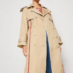 SISTER JANE Orchard Scallop Trim - Trench - Beige -Pas Cher Vero Moda Magasin be4af68ac15847ceb7eb70b0ef47274d scaled