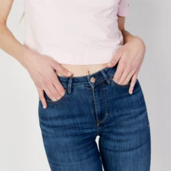 Guess Jeans Skinny - Denim 10 Guess Jeans Skinny - Denim -Pas Cher Vero Moda Magasin c7531ab10d8b480687bdd1a8c898a8ea scaled