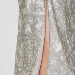 Calvin Klein Marble Print Slip Dress - Robe De Soirée - Stone -Pas Cher Vero Moda Magasin cb566b01c702413b9661739c9119e622 scaled