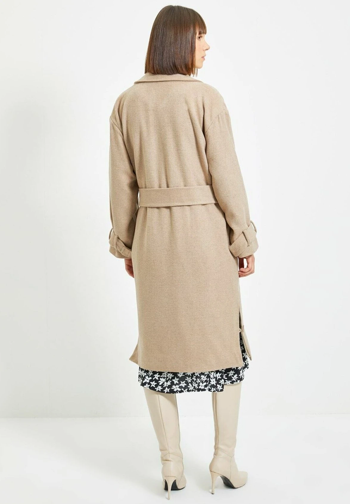 Trendyol Manteau Classique - Beige 5 Trendyol Manteau Classique - Beige – Image 3