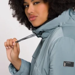 Ulla Popken Hyprar Funktions Wasserabweisend Kapuze - Parka - Gris Bleu -Pas Cher Vero Moda Magasin eaef6a79c6c64129bd86f5e168c6c68d scaled