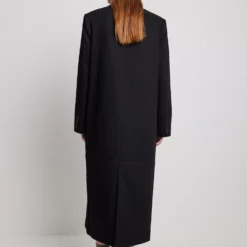 NA-KD Double Breasted Classic Coat - Manteau Classique - Black -Pas Cher Vero Moda Magasin f6a48b0369f74193820bee3413f4a754 scaled