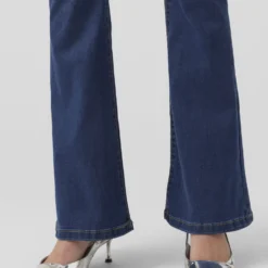 Vero Moda High Waist Vmsiga Flared - Jean Bootcut - Dark Blue Denim -Pas Cher Vero Moda Magasin fc3edfb55a8748f1a52e06d3d30bf731 scaled